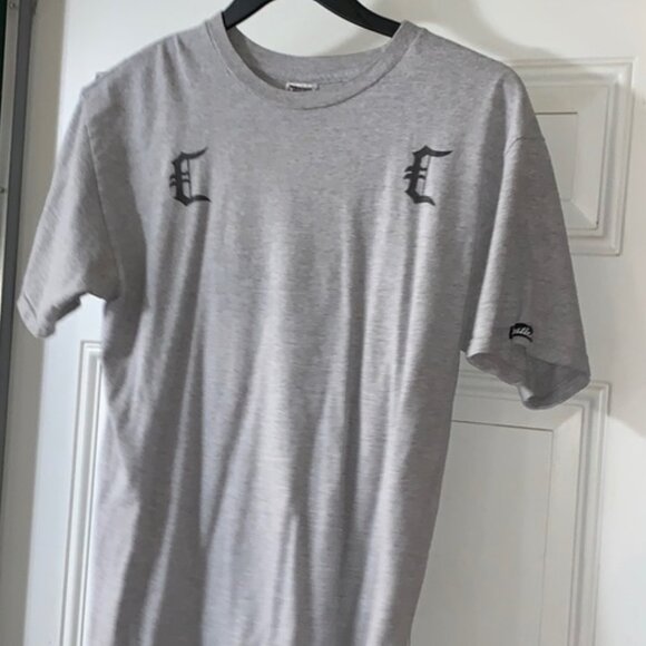 T-shirt - Picture 2 of 3